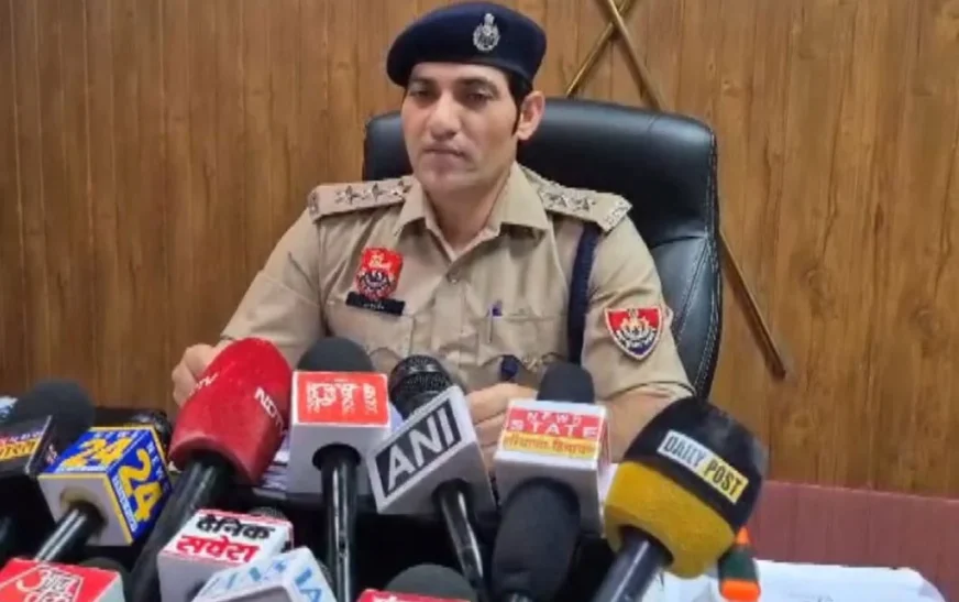 Gurugram Police detain 13 suspected Bangladeshi nationals for illegal stay, initiate deportation process